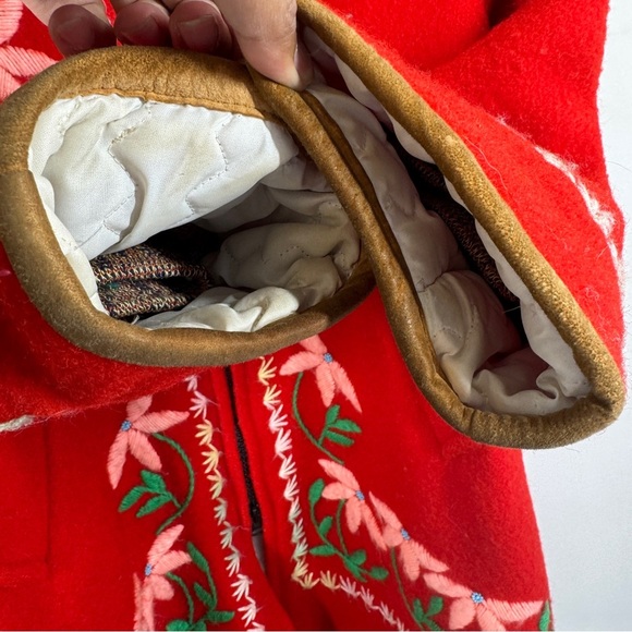 Vintage Rare Hudson’s Bay Red Wool with Floral Embroidered Hooded Coat - Picture 8 of 14